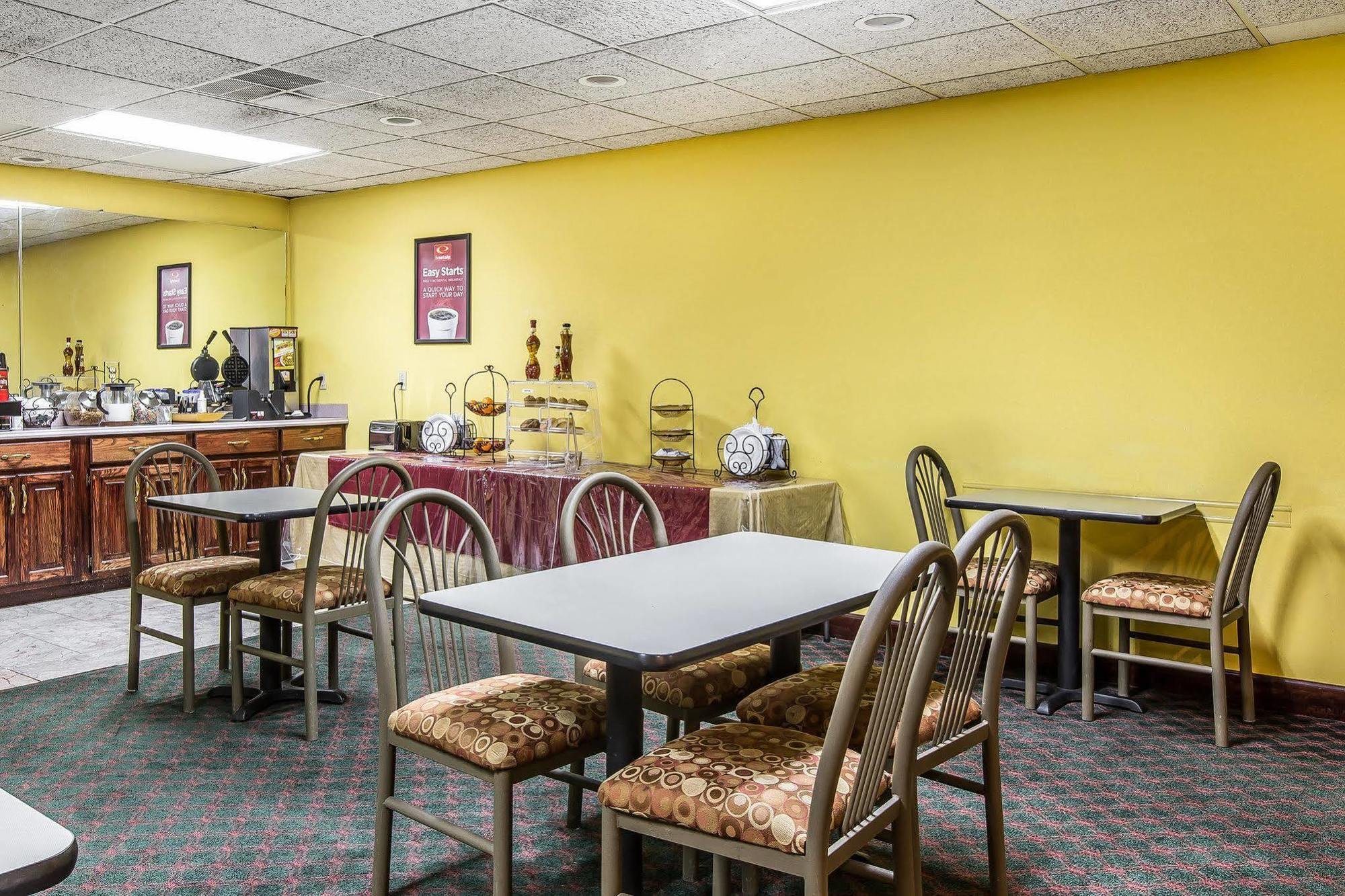 Quality Inn Moultrie Extérieur photo